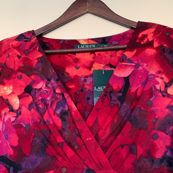 Lauren Ralph Lauren Opera Red Floral Ruched Dress Sz.10 V- neck Cross Over Knit - Picture 3 of 15